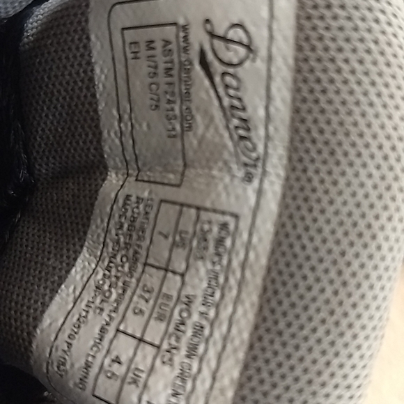 Danner hiking boots - Picture 4 of 4